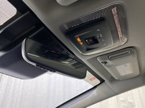 Certified 2026 Toyota Prius XLE image 22