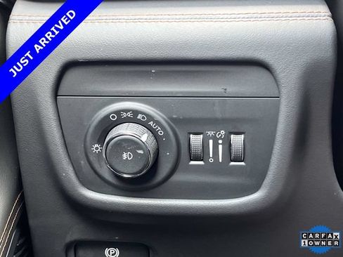 Certified 2026 Jeep Grand Cherokee L Summit w/ Obsidian Package AWD/4WD image 44