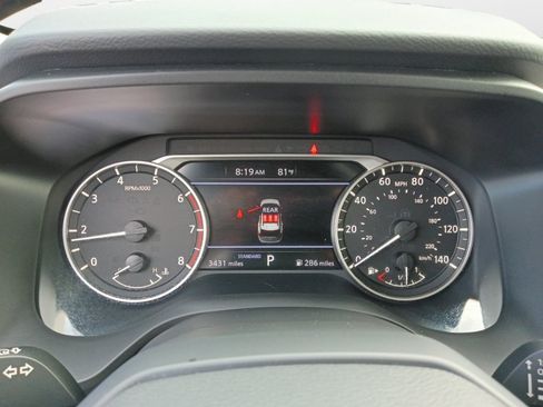 Used 2025 Nissan Rogue SV w/ SV Premium Package FWD image 11