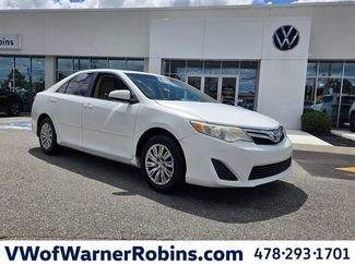 Used 2012 Toyota Camry LE FWD video 1