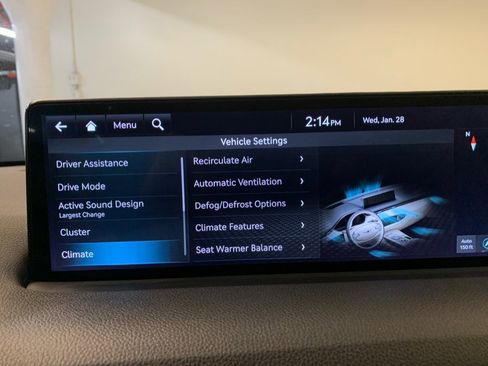 Used 2024 Genesis GV70 2.5T w/ Select Package image 40