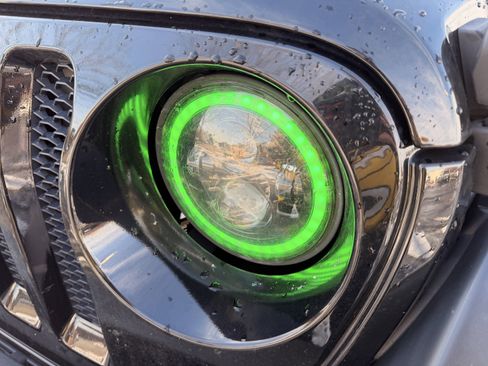 Used 2020 Jeep Wrangler Unlimited Sport S image 23