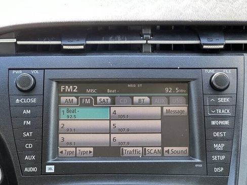 Used 2010 Toyota Prius Five image 16
