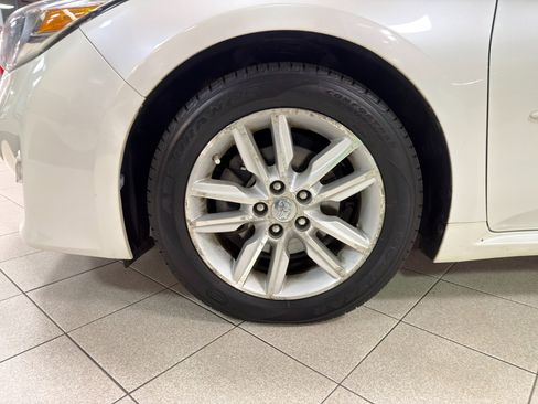 Used 2015 Toyota Avalon XLE image 13