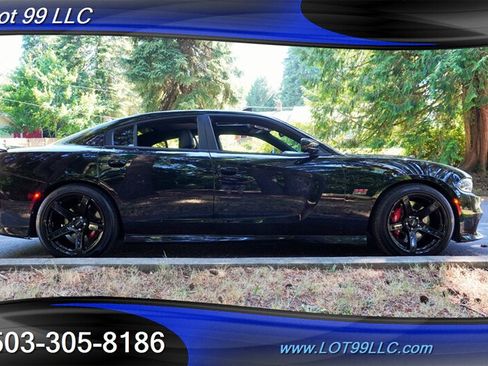 Used 2017 Dodge Charger SRT RWD image 8