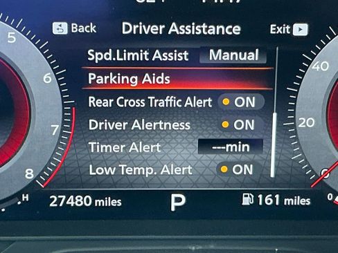 Used 2024 Nissan Pathfinder Platinum w/ Black Appearance Package FWD image 26
