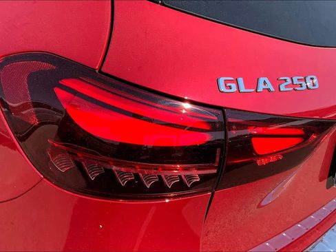 New 2025 Mercedes-Benz GLA 250 image 6
