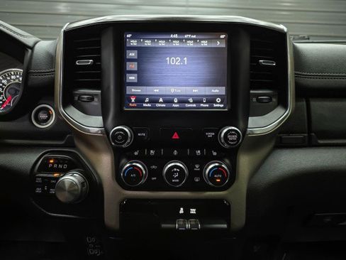 Used 2019 RAM 1500 Laramie AWD/4WD image 27