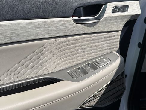 Used 2025 Hyundai Palisade Calligraphy FWD image 10