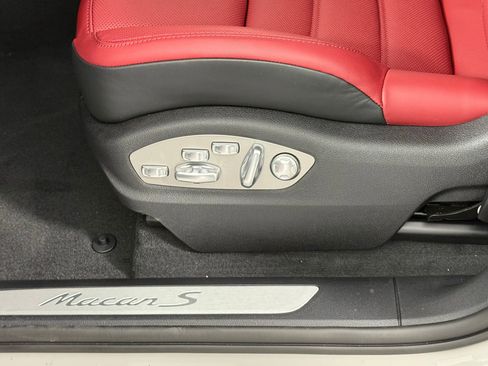 Certified 2026 Porsche Macan S AWD/4WD image 15