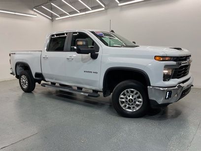 Used 2025 Chevrolet Silverado 2500 LT w/ Convenience Package