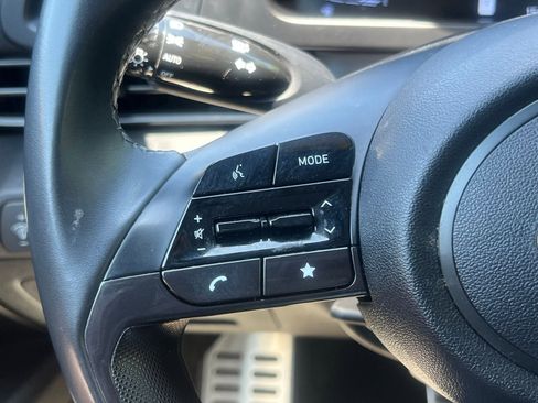 Used 2025 Hyundai Elantra Sport FWD image 26