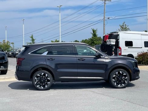 New 2026 Kia Sorento EX AWD/4WD image 8