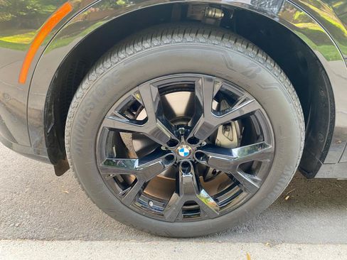 Used 2025 BMW X7 xDrive40i w/ Parking Assistance Package AWD/4WD image 28