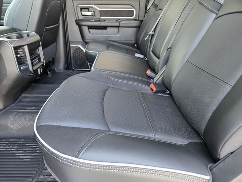 New 2027 RAM 2500 Laramie w/ Night Edition AWD/4WD image 22