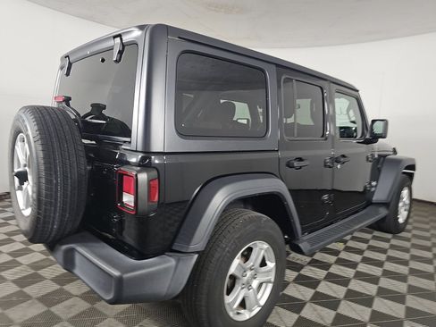 Used 2020 Jeep Wrangler Unlimited Sport S AWD/4WD image 4