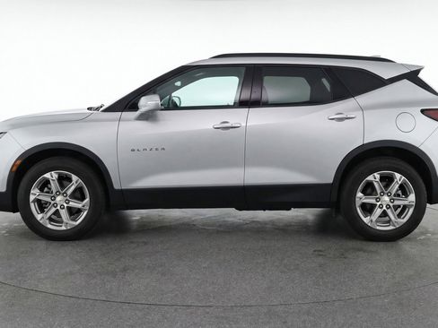 Used 2025 Chevrolet Blazer LT image 5