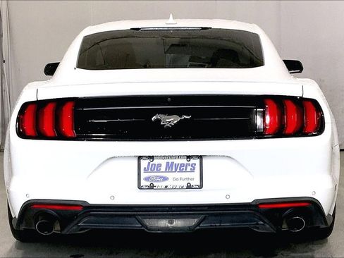 Used 2022 Ford Mustang Premium RWD image 4