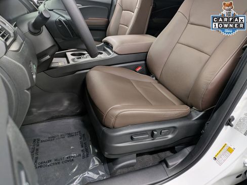 Used 2024 Honda Passport EX-L image 11