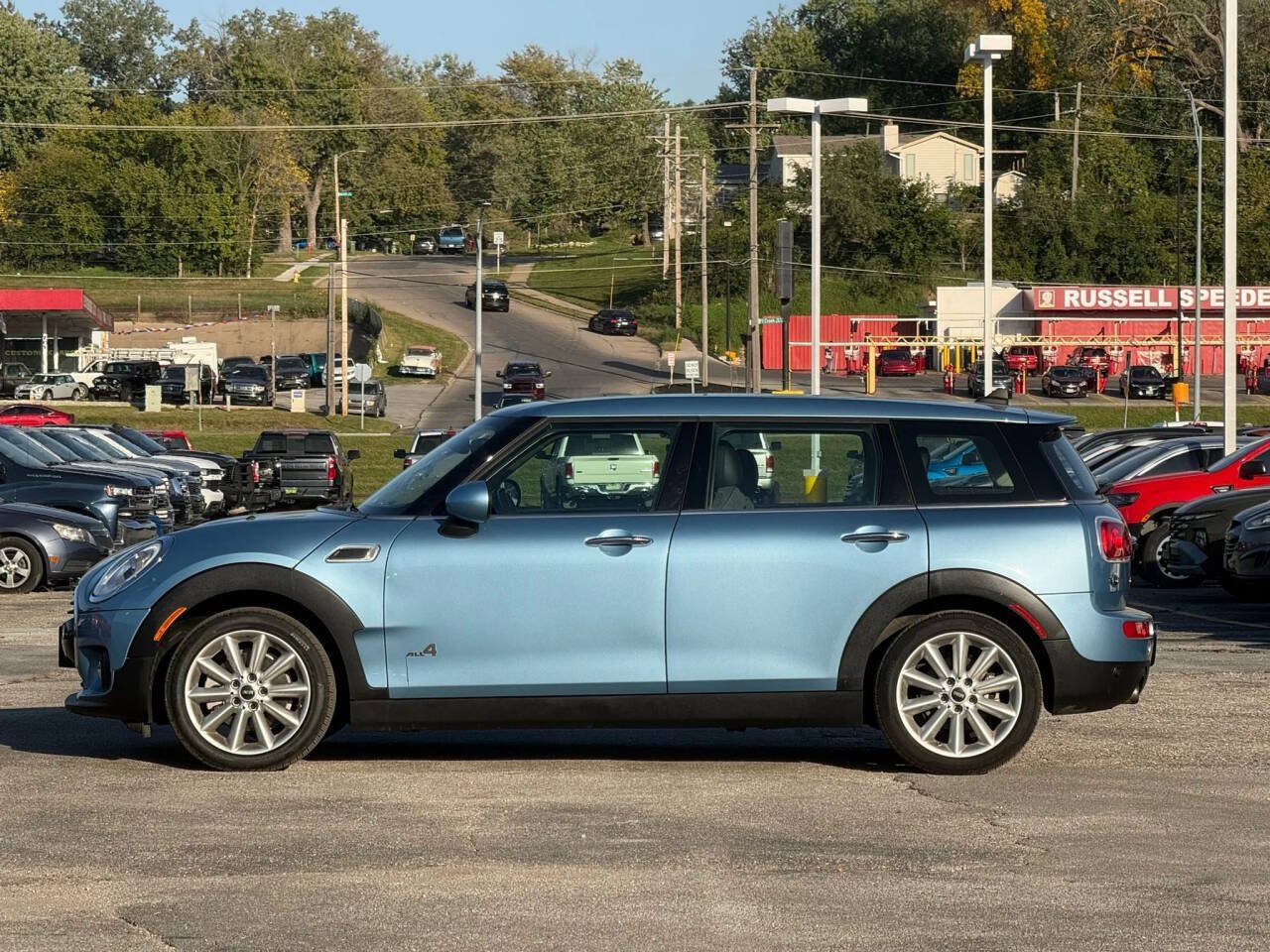 Used 2017 MINI Cooper Clubman ALL4 AWD/4WD image 5