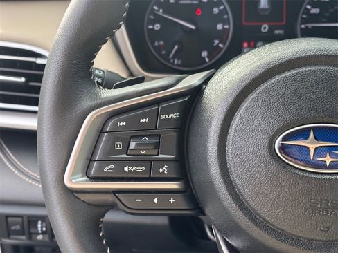 Used 2025 Subaru Outback Limited image 18