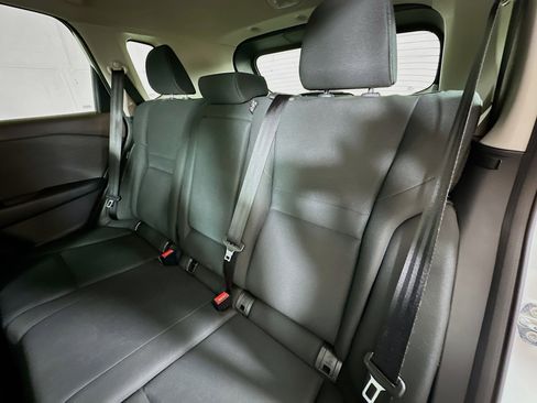 Used 2023 Nissan Rogue S AWD/4WD image 22