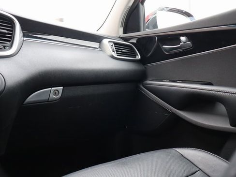 Used 2020 Kia Sorento SX image 45