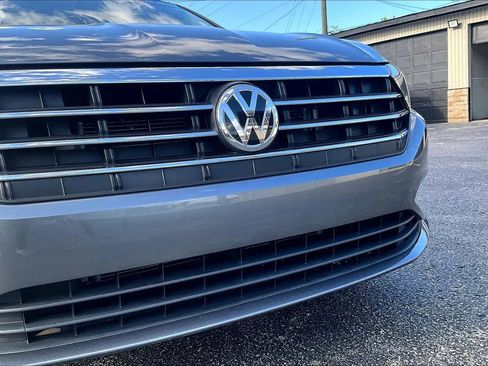 Used 2021 Volkswagen Jetta SE FWD image 29