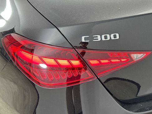 Certified 2022 Mercedes-Benz C 300 4MATIC Sedan image 43