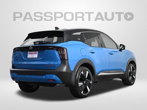 Certified 2025 Nissan Kicks SR AWD/4WD image 12