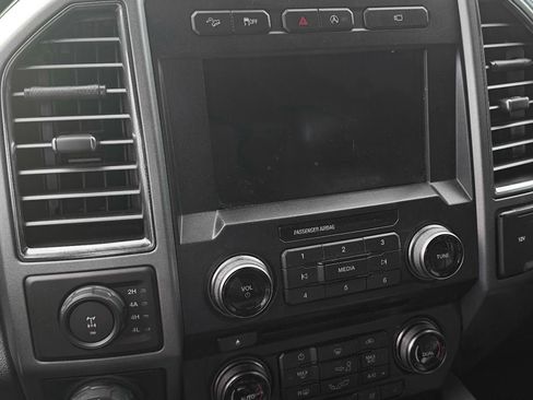 Used 2017 Ford F150 Raptor w/ Equipment Group 802A Luxury image 19