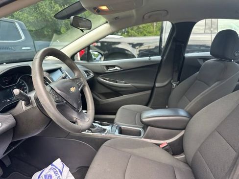 Used 2016 Chevrolet Cruze LT FWD image 14