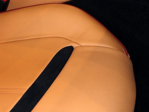 Certified 2022 Ferrari Roma image 36