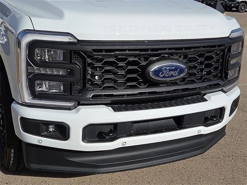 Used 2023 Ford F250 Lariat w/ Lariat Ultimate Package image 7