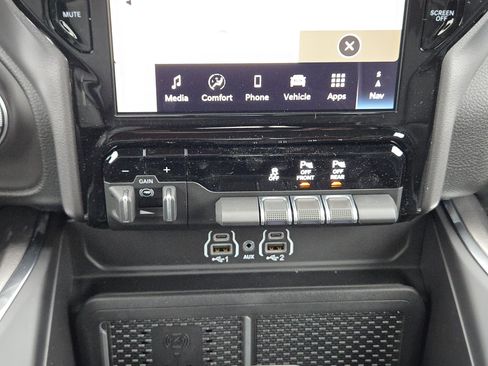 New 2026 RAM 1500 Laramie w/ Night Edition AWD/4WD image 17