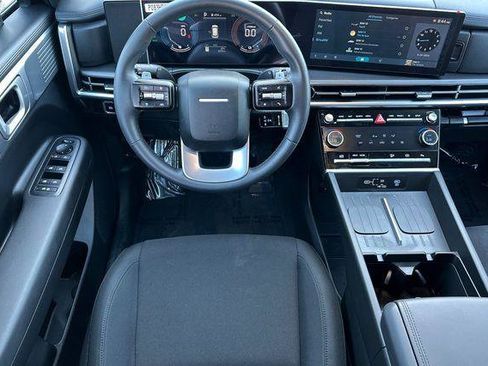 Used 2026 Hyundai Santa Fe SE FWD image 15