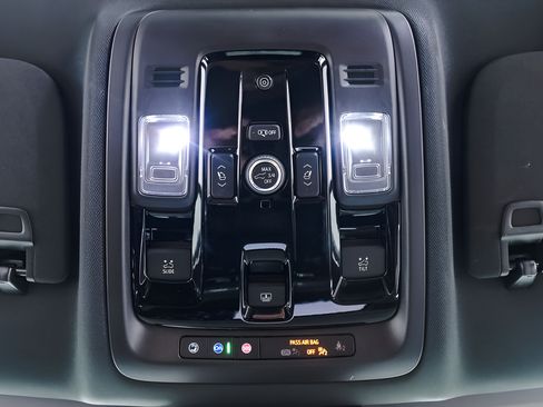 Used 2026 Chevrolet Tahoe RST w/ Comfort Package AWD/4WD image 20