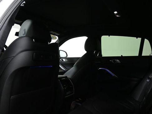 Used 2020 BMW X6 xDrive40i w/ Executive Package image 34