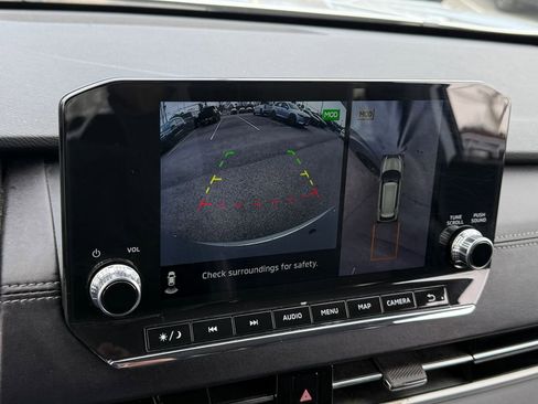 Used 2024 Mitsubishi Outlander SE image 26