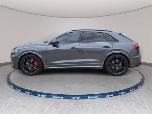 New 2025 Audi RS Q8 performance image 6