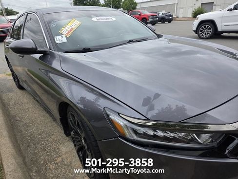 Used 2019 Honda Accord Sport image 3