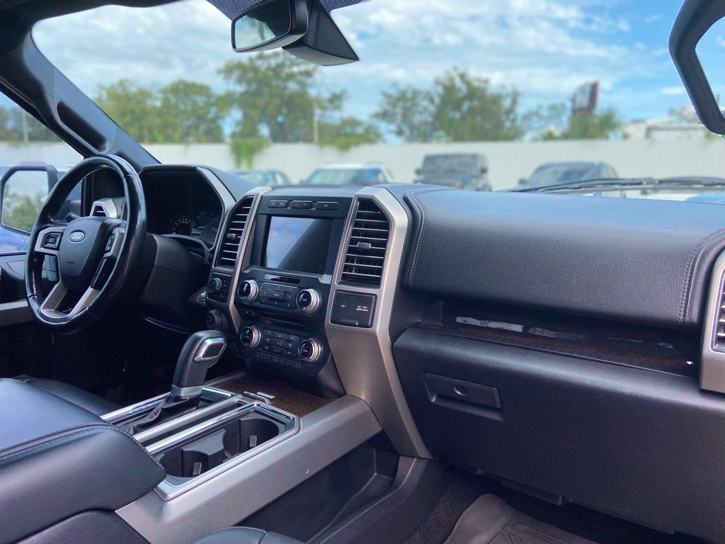 Used 2017 Ford F150 Platinum w/ Equipment Group 701A Luxury AWD/4WD image 15