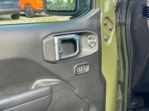 Certified 2021 Jeep Wrangler Unlimited Sport AWD/4WD image 17