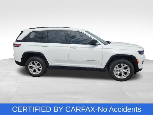 Used 2023 Jeep Grand Cherokee Limited image 2