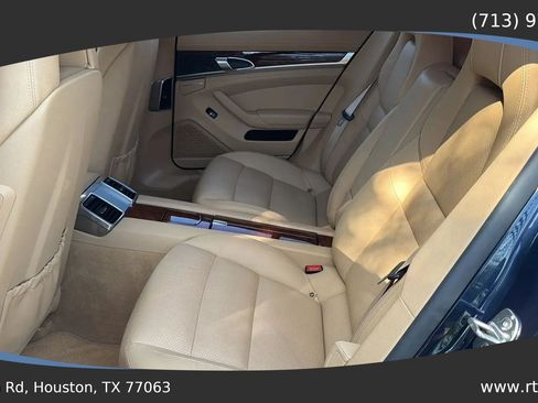 Used 2012 Porsche Panamera 4 image 27