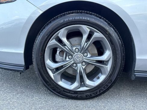 Used 2023 Honda Accord EX image 12