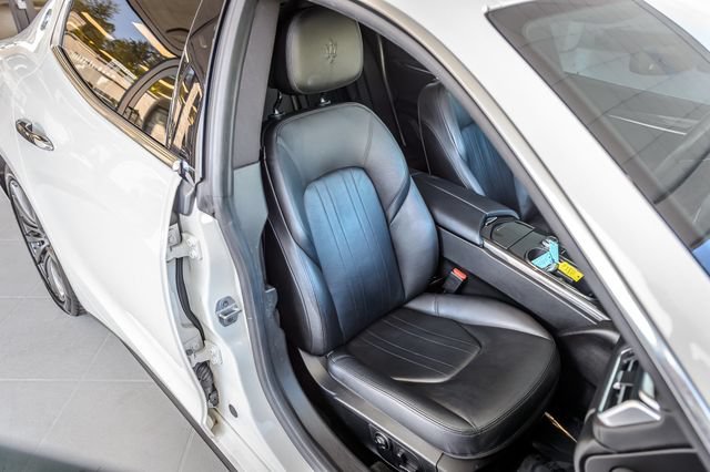 Used 2018 Maserati Ghibli RWD image 42