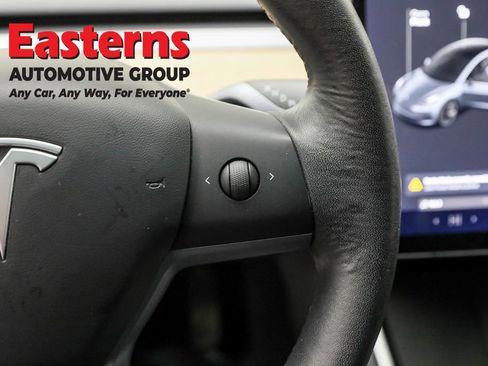 Used 2019 Tesla Model 3 Long Range image 16