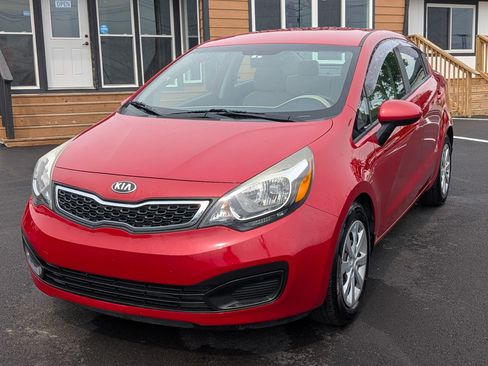Used 2013 Kia Rio EX FWD image 2