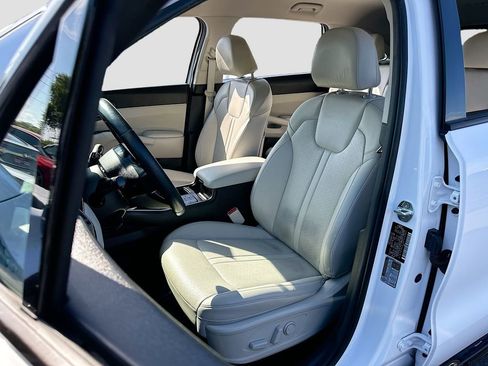 Used 2023 Kia Sorento S FWD image 21